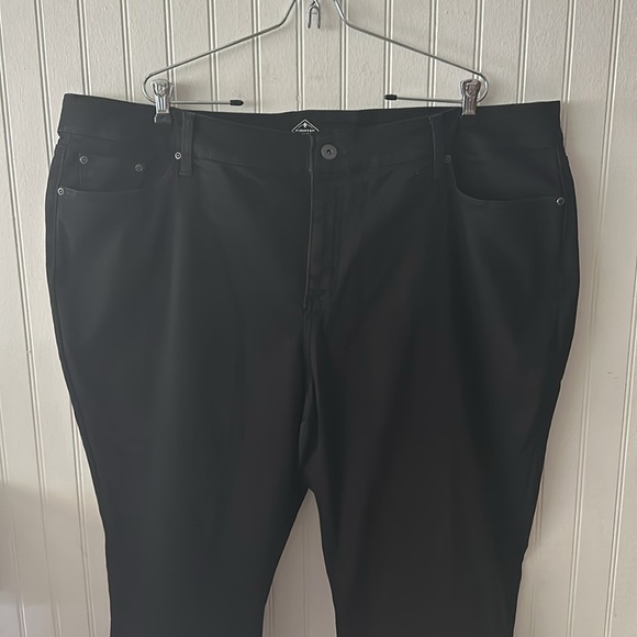 St. John’s Bay Black Straight Leg Jeans sz 24W - Picture 4 of 10